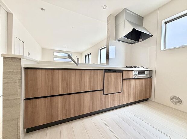 【ダイニングキッチン】■キレイに片付く、使いやすいキッチン