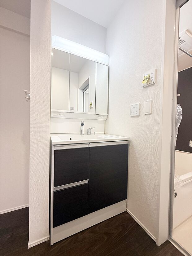 【洗面台・洗面所】■清潔感があり、気持ちよく使えます