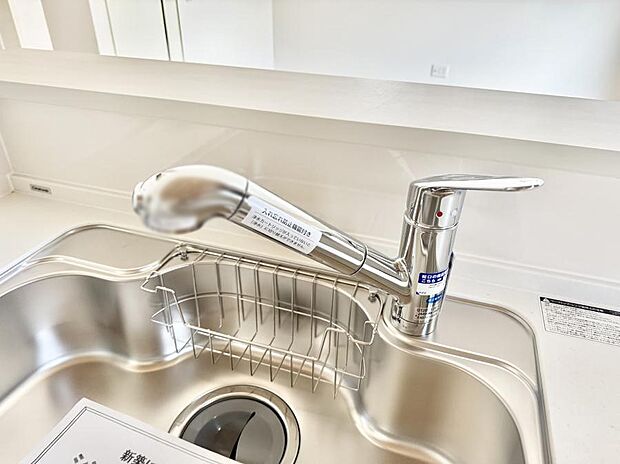 【浄水器】■清潔でおいしい水を手軽に供給してくれます