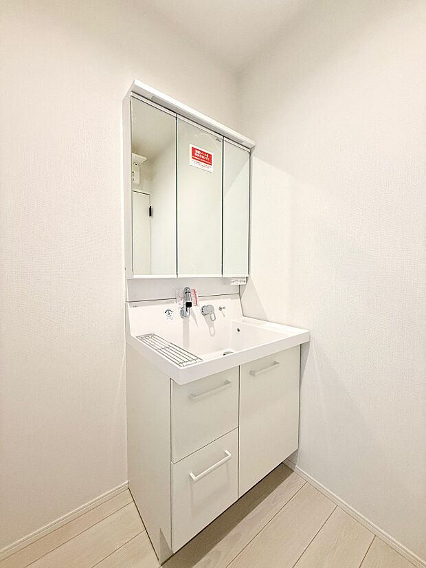 【洗面台・洗面所】■清潔感があり、気持ちよく使えます