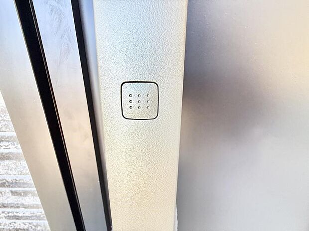 【スマートキー】■鍵を取り出さずに便利に操作できて快適