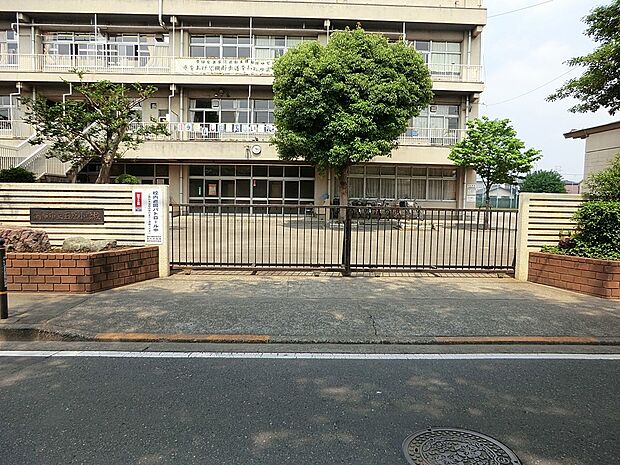 調布市立石原小学校（約160m・徒歩2分）