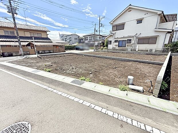 【現地外観写真】■家族みんなが笑顔で過ごせる、安心感のある住まい
