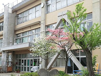 日野市立七生中学校 1200m(15分)