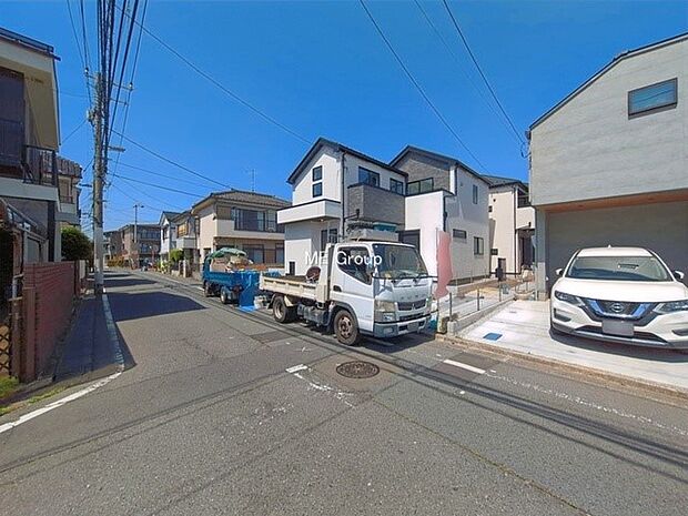 【前面道路含む現地写真】■新しい住まい、街の新しい風景