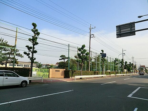 立川市立第六小学校（約500m・徒歩7分）