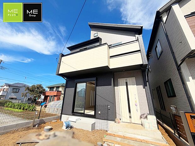 【現地外観写真】11号棟  ■家族みんなが笑顔で過ごせる、安心感のある住まい
