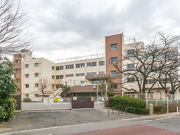 府中市立南白糸台小学校(約823m・徒歩11分)