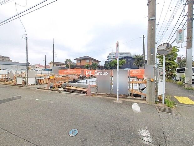 【現地外観写真】1号棟  ■家族みんなが笑顔で過ごせる、安心感のある住まい