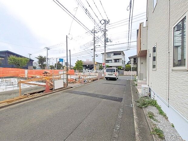 【前面道路含む現地写真】■新しい時代の息吹を感じる、心地よい環境