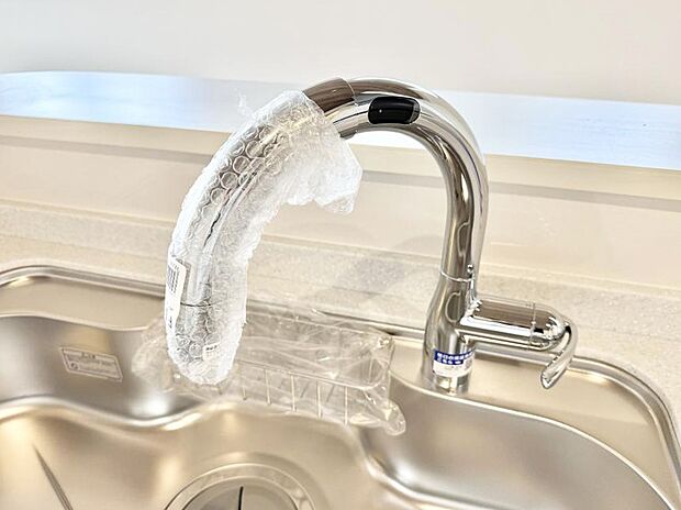 【浄水器】■清潔でおいしい水を手軽に供給してくれます