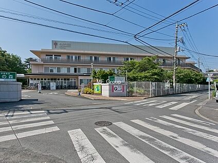新山手病院 700m(9分)
