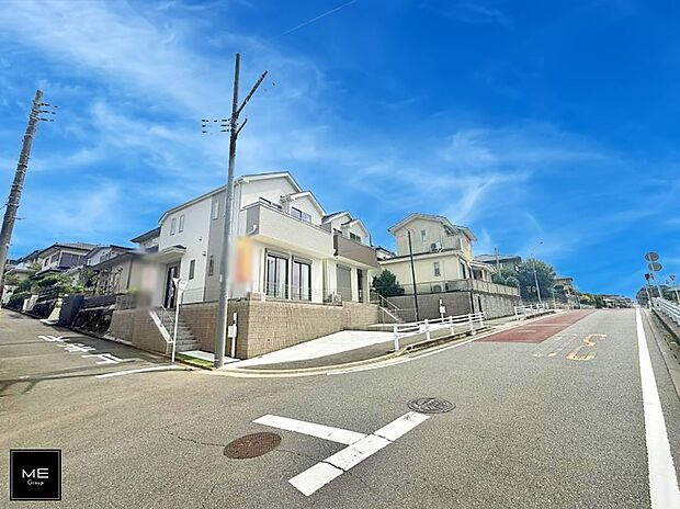 【前面道路含む現地写真】■新しい時代の息吹を感じる、心地よい環境