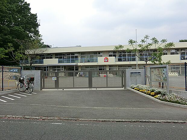 秦野市立すえひろこども園(約350m・徒歩5分)