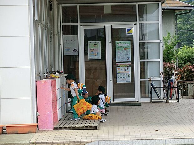 伊勢原山王幼稚園（約750m・徒歩10分）