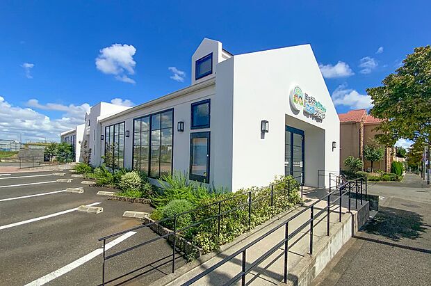 ほほえみあかちゃんこどもクリニック（約820m）