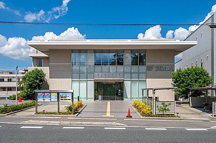 京都銀行亀岡支店 600m