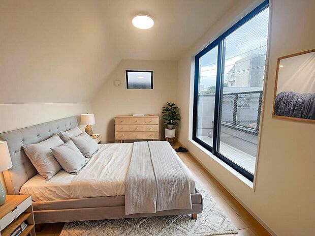 嬉しいルーフバルコニー付き新築分譲住宅！
※CG加工で家具を設置しております