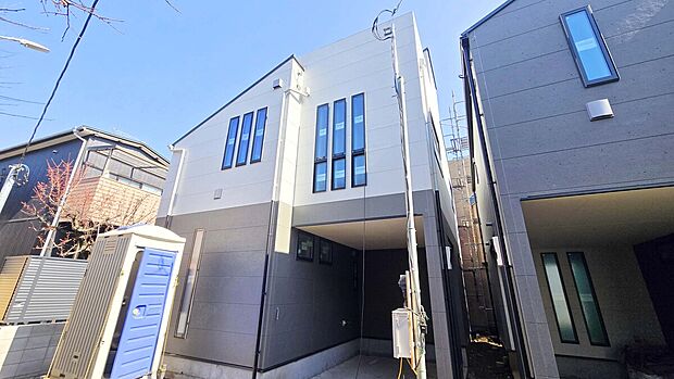 【現地外観写真(2026年2月撮影)】徒歩10分圏内に教育施設や商業施設が揃う子育てにも適した住環境!