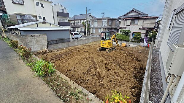 【現地土地写真】都市の便利さと、落ち着いた暮らしを両立しやすい住環境！