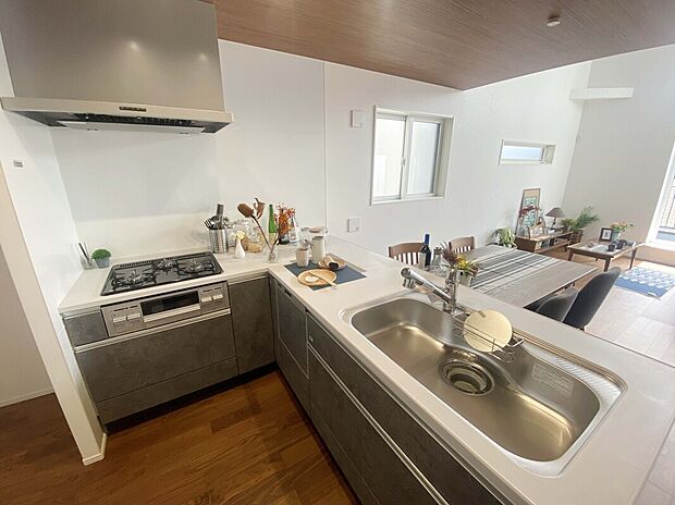 【【建築条件付き施工例】】現地、建築条件付き施工例物件のご案内が可能!建築条件外しも承っております!お好きなハウスメーカーで建築可能です!お気軽にお問い合わせください!