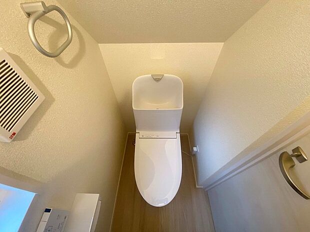 【ウォシュレット付きトイレ】トイレはウォシュレット付き!
