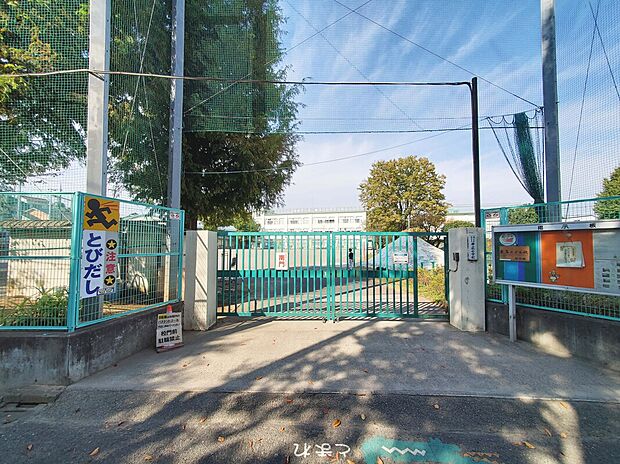 杉並区立井荻小学校(約433m)