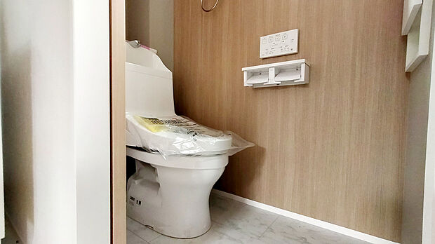 【トイレ 2026年9月撮影】トイレはウォシュレット付き!