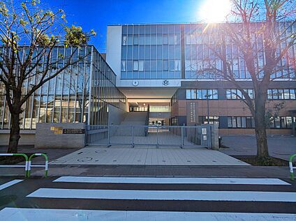 豊島区立池袋本町小学校 463ｍ
