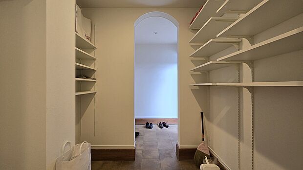 【参考間取りプラン施工例:玄関】現地、モデルルームのご案内が可能!プレゼンテーション予約も受付中!