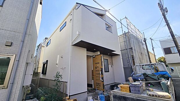 【現地：2026年10月撮影】東京メトロ丸ノ内線『南阿佐ヶ谷』駅徒歩9分！JR中央線『阿佐ヶ谷』駅徒歩11分！複数路線利用可能！通勤通学に便利な立地！