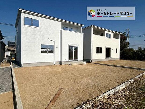 全４邸☆左から３・４号棟
完成しておりますので、室内ご内覧いただけます♪ご不明点等、スタッフがしっかりと説明させていただきます！お気軽にお問い合わせください♪