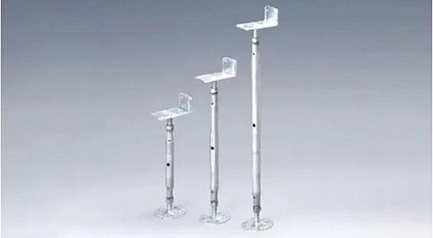 1本で2トンの荷重に耐えられる強度性の高い
鋼製束を採用しています。また、錆に強い
セラミックコーティング仕上げです。