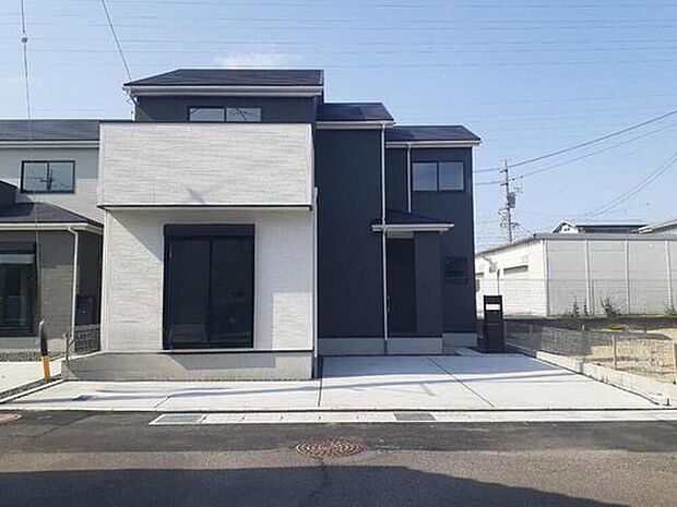 ２号棟
内装完成済み、ご見学可能♪　　　　　　お気軽に０１２０-８８８-９８３までお問い合わせください♪