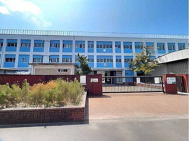 名古屋市立南陽中学校（約756m）