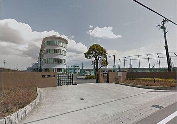 愛西市立佐織中学校(約2,000m)