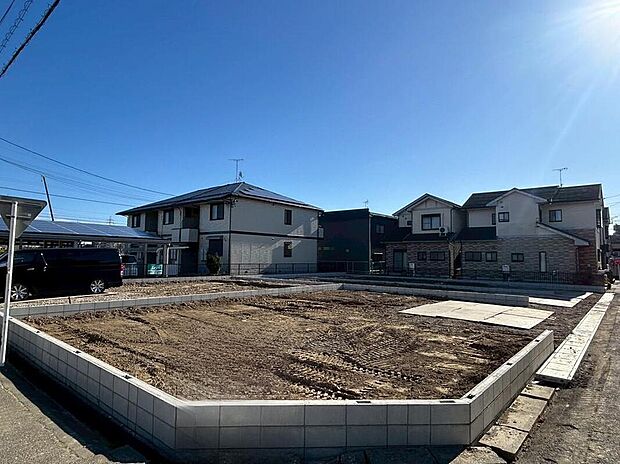 【現地外観写真】3号棟
閑静な住宅街です。前面道路も広いため駐車も楽々です♪