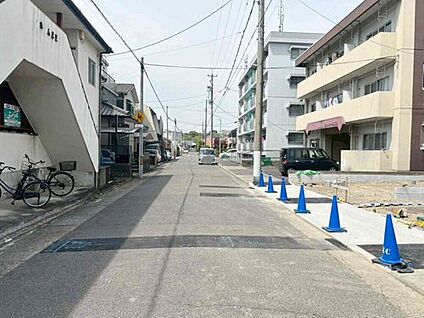 前面道路含む現地写真