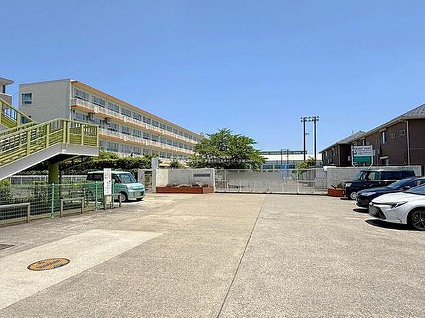 清須市立清洲東小学校(約40m)