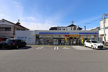 ローソン 西区清里町店 250ｍ(徒歩4分)