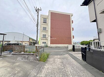 津島市立北小学校 900m(徒歩12分)