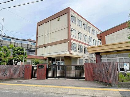 名古屋市立山田中学校 2700m(徒歩34分)