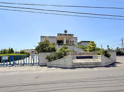 稲沢市立大里東小学校 950m(徒歩12分)