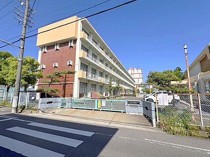 北名古屋市立師勝西小学校 850ｍ(徒歩11分)