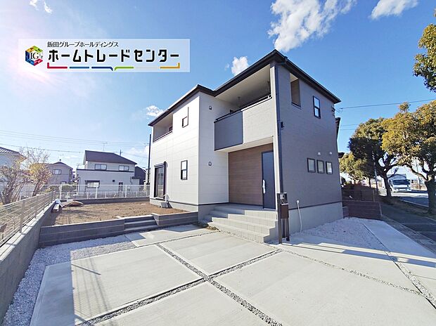 土日・平日やお仕事のお時間に合わせての夜間のご案内も実施しています。まずはお客様のご都合をお伺いさせて頂き、それに合う形で物件のご紹介をさせていただきますお気軽にお問い合わせください。
