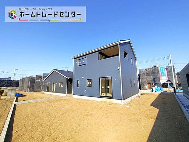 ご予約をいただければ、平日や夜間でもご案内は可能です。お仕事の形態が多様化しておりますので、決まったお時間では中々身動きが取れないお客様も多いかと思います。お気軽にお申し出ください。