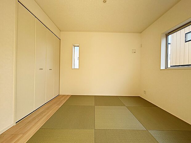 ５．２帖和室です。