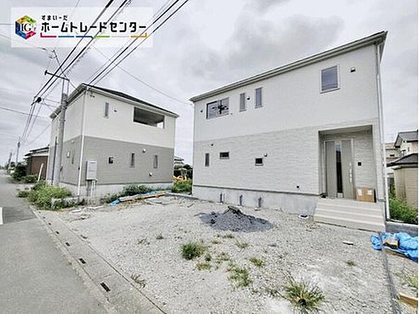 【2026年8月撮影】
開放感溢れる６６坪の敷地！お好きなペットを飼ってみたり趣味のガーデニングやDYIを楽しんでみたり♪理想のお住まいでの暮らしに彩が生まれ、のびのびとお過ごしいただけそうです！