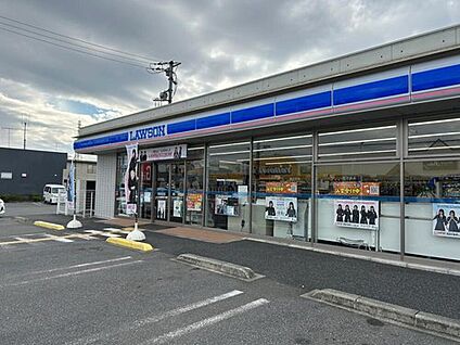 ローソン熊谷円光二丁目店 680m(徒歩9分)