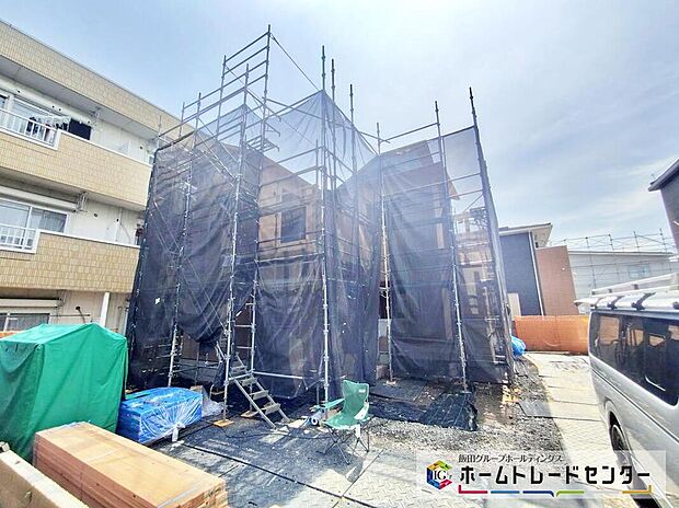 【現地外観写真】【2026年6月撮影】
一戸建ての大きなメリットは、「自分の土地」を自由に使えること。好きなペットが飼えるほか、ガーデニングやDIY、車やバイクの手入れなど様々な趣味を楽しめます♪
